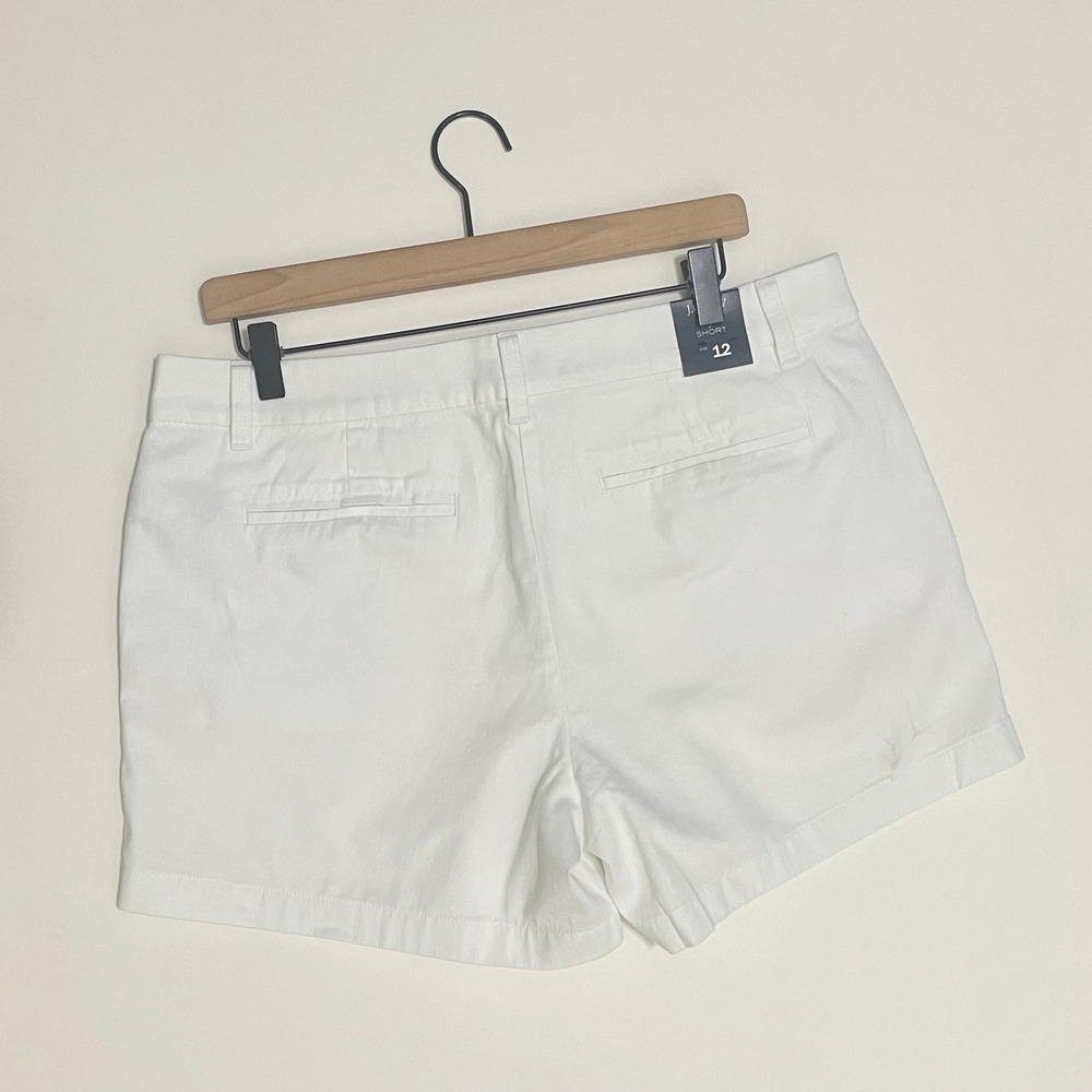 NWT!!‎ J. CREW Factory 5" Classic Chino Shorts Solid White Pockets Preppy 12 - Picture 8 of 15